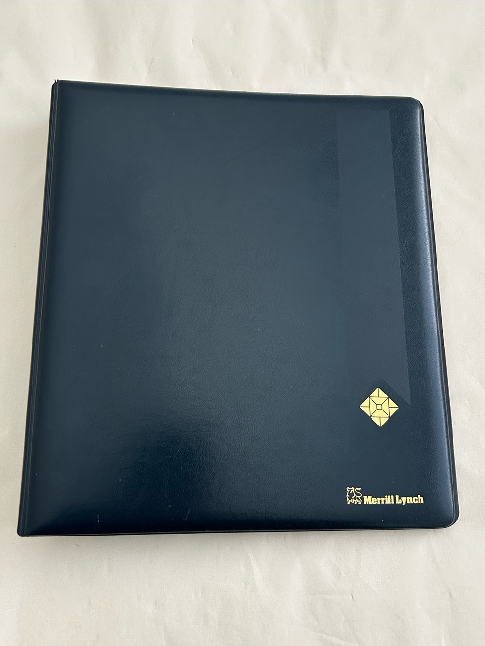 Vintage Merrill Lynch Faux Leather 1.5 In Binder Bank Memorabilia